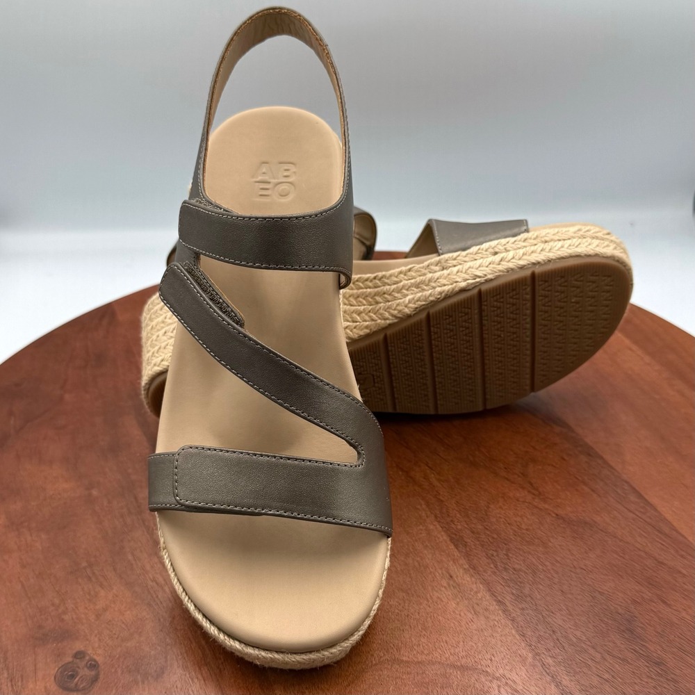 Abeo Riviera Adjustable Wedge Espadrille Sandal Fossil Leather Womens 7.5‎ MET